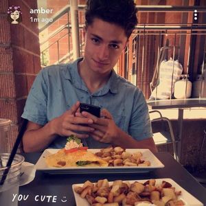 Meet your Posher, Casey